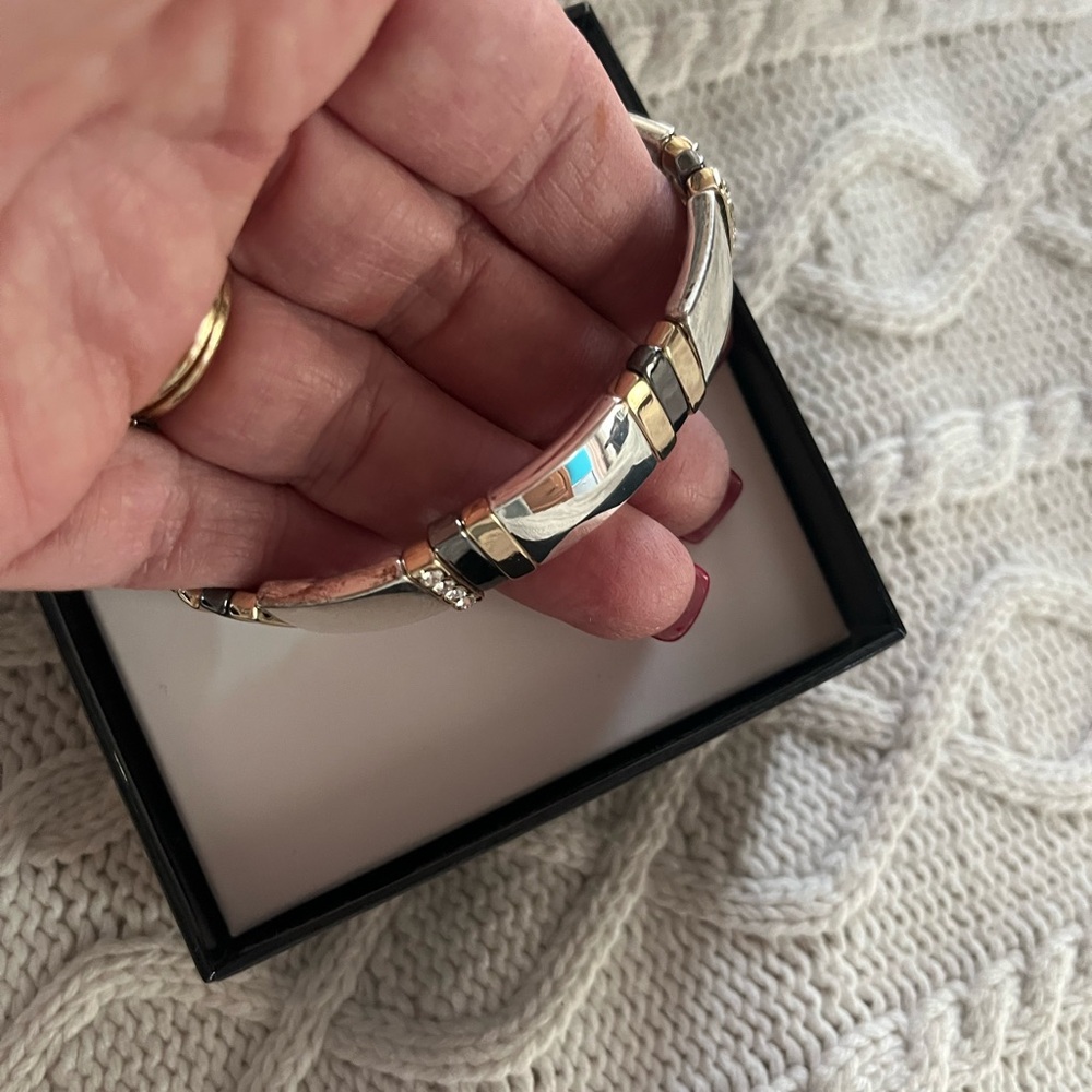 Nine West Gold and Silver Bracelet and Earring Set great gift! - Picture 11 of 11
